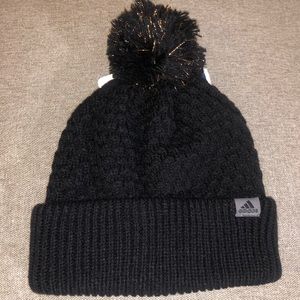 🛑sold🛑Adidas Girls Beanie Youth Twilight II